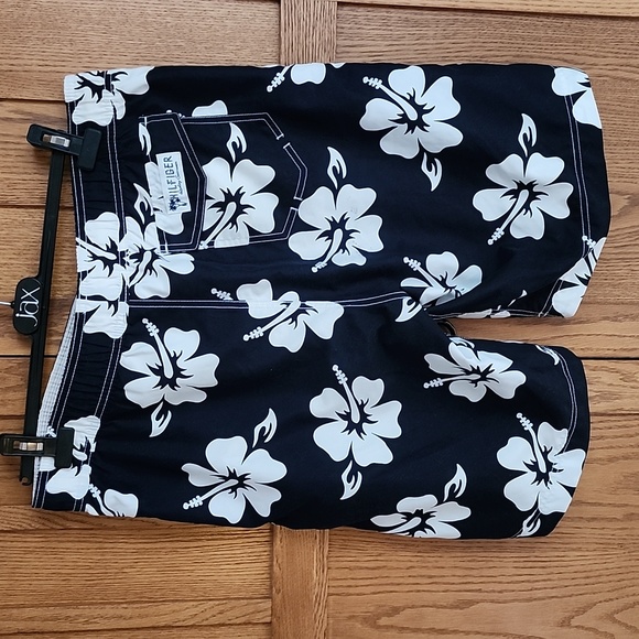 Tommy Hilfiger Swim Trunk - Picture 2 of 4